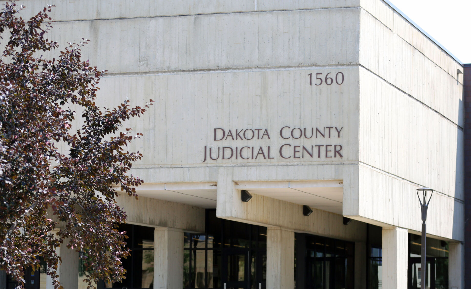 Dakota County Judicial Center.JPG